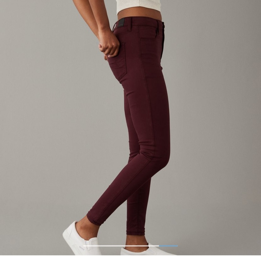 American eagle burgundy jeggings